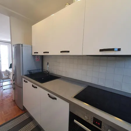 Apartman Laurus Nr3 In Front Of The *