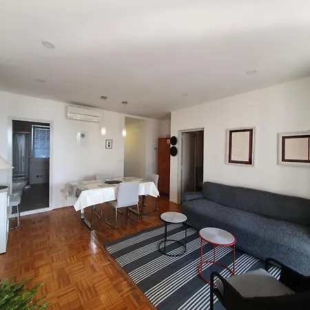 Appartamento Laurus Nr3 In Front Of The