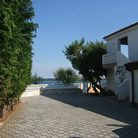Apartment Laurus Nr3 In Front Of The *